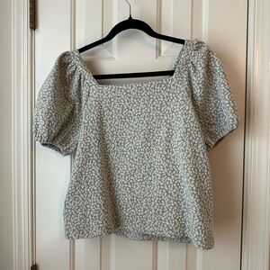 LOFT Square Neck Puff Sleeve Top. Size M